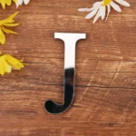 j