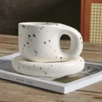 white-dot